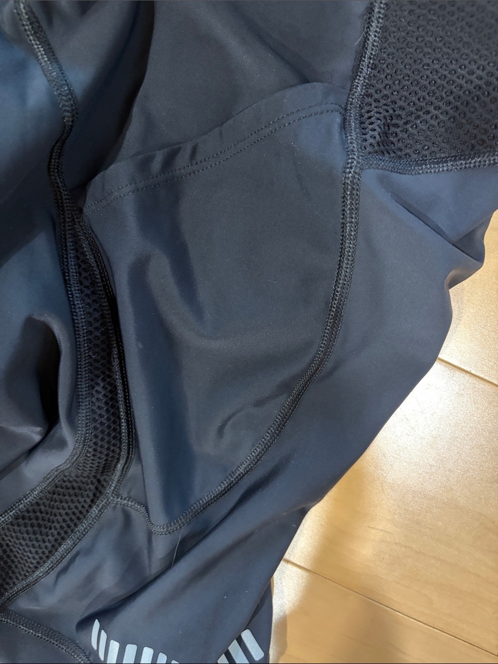 Black Padded Cycling Shorts with Side Pockets Size Large Healthyoga - Picture 5 of 6